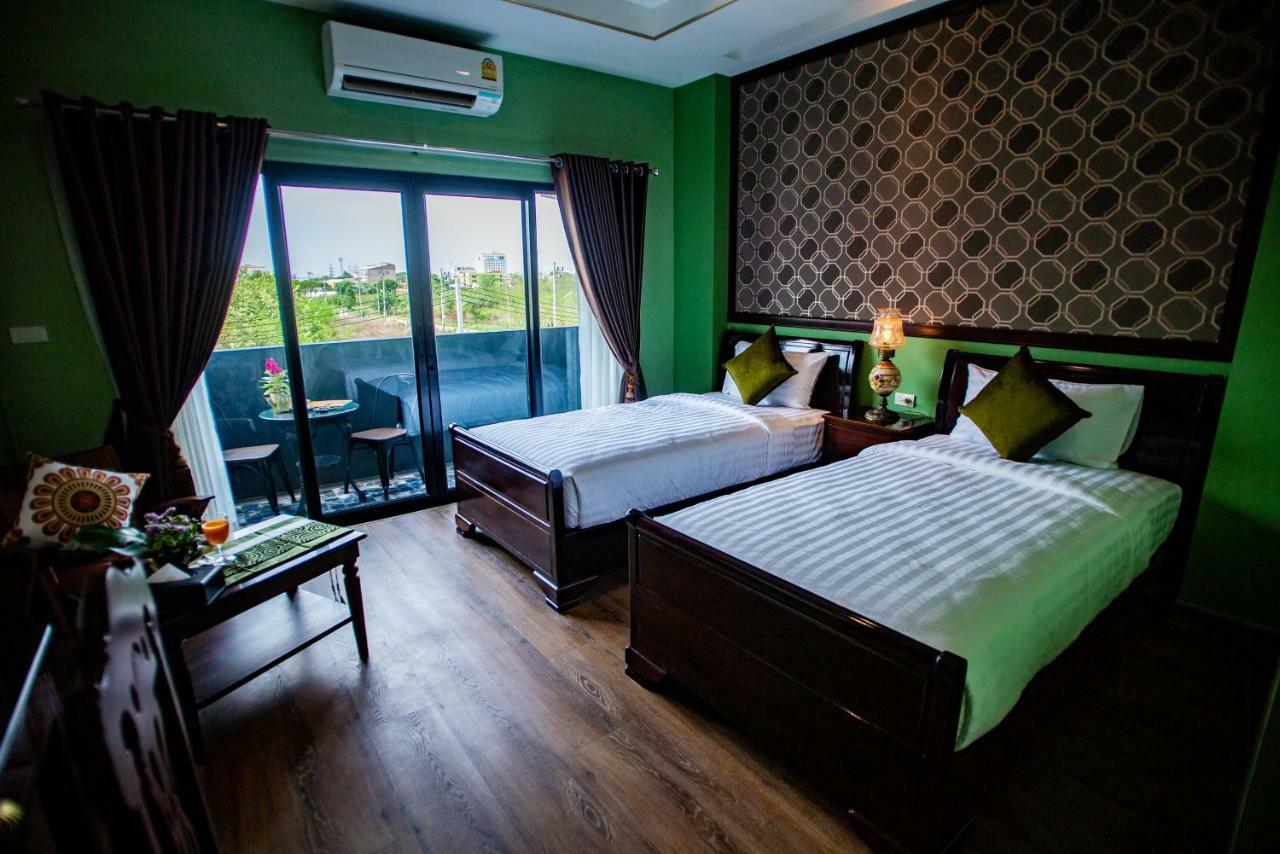 Chunlee Grand Korat Hotel Nakhonratchasima Exterior photo