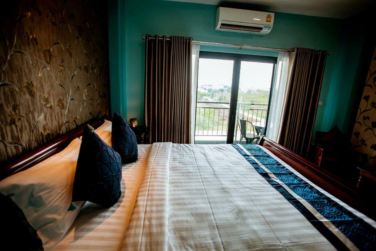 Chunlee Grand Korat Hotel Nakhonratchasima Exterior photo